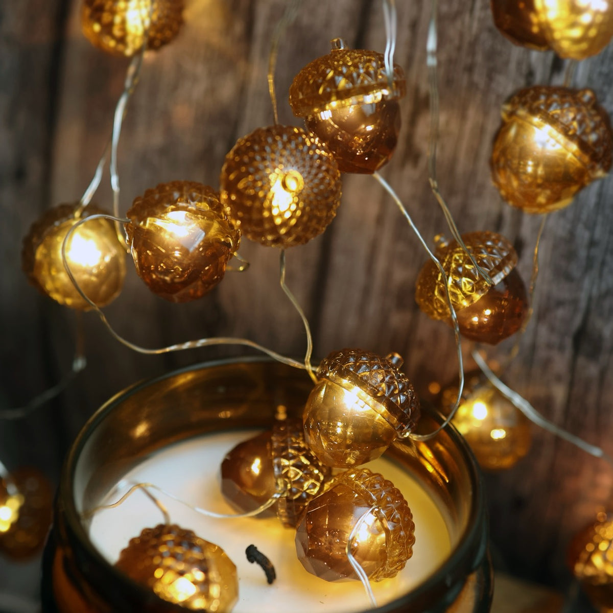 Diamond-Cut Acorn String Lights for Cozy Fall Decor